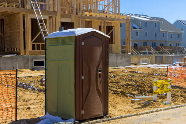 Best Portable restroom trailer rental  in Tres Arroyos, NM